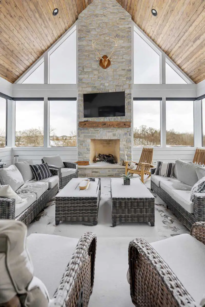 Custom Home - Three Season Room Construction